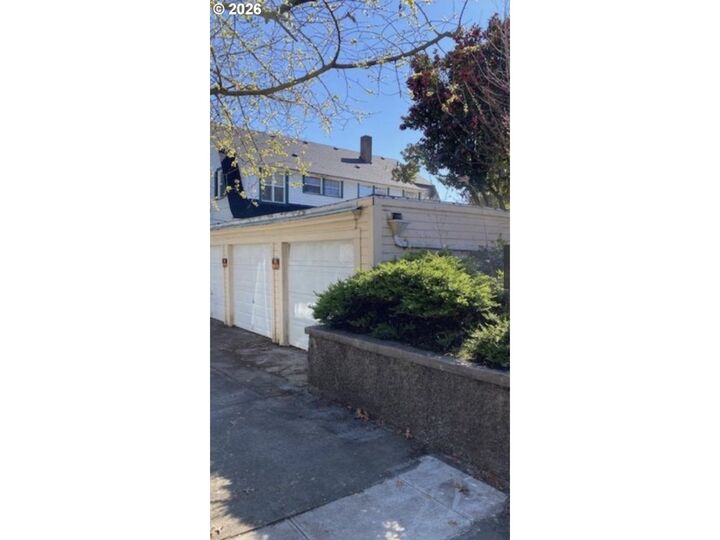 Property Photo:  0 NE Flanders St  OR 97232 