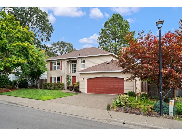 Property Photo:  9358 SW Claridge Dr  OR 97223 