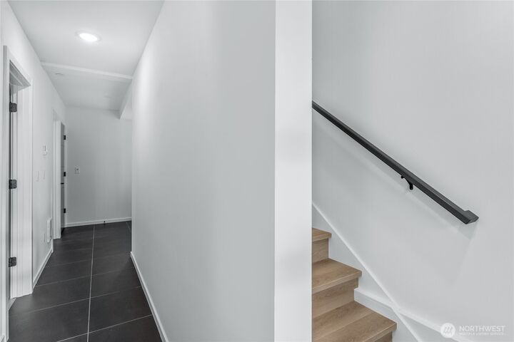 Property Photo:  3500 NE 125th Street C  WA 98125 