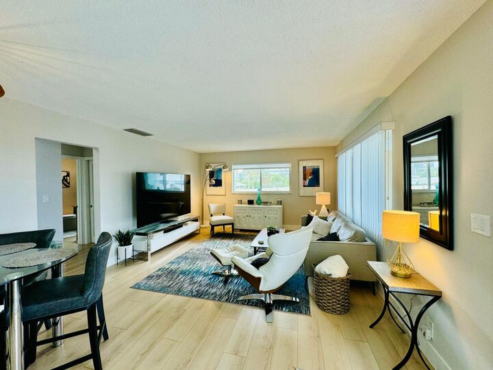 Property Photo: 3201 NE 29th Street 308 FL 33308