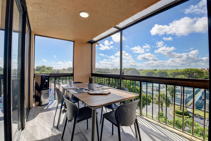 Property Photo:  600 Egret Circle  FL 33444 