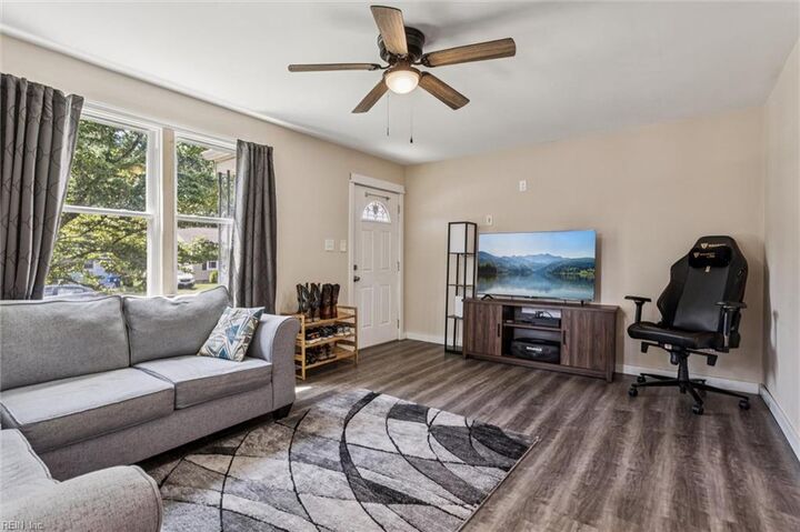 Property Photo: 222 Charles Ave VA 23702