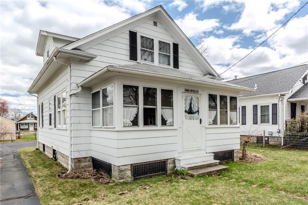 Property Photo: 190 Wendell Road RI 02888