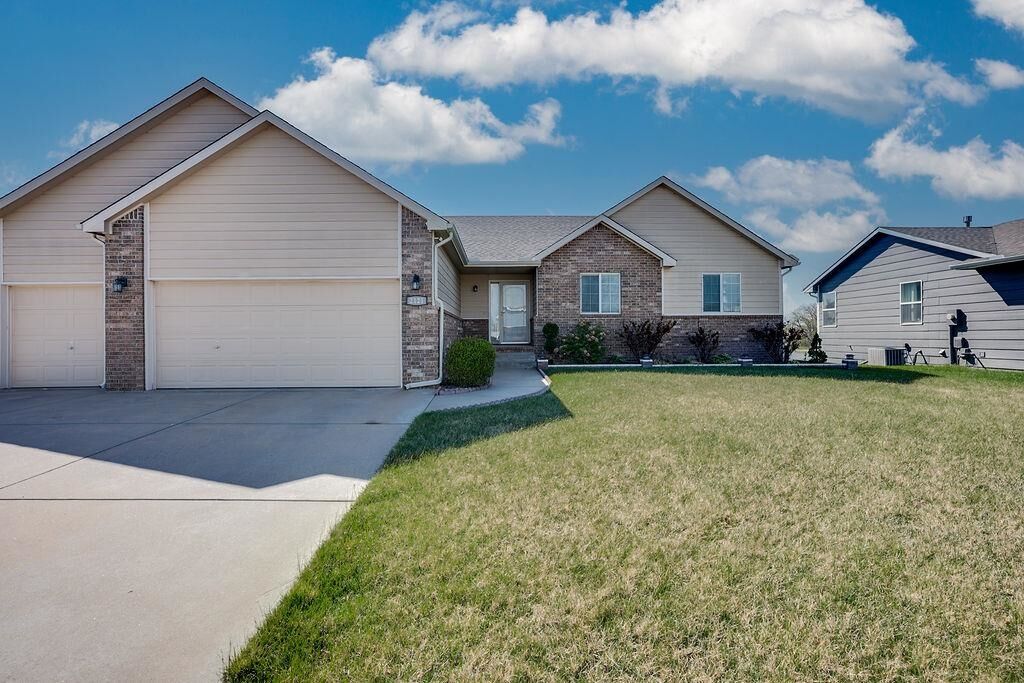 Property Photo:  2121 S Upland Hills  KS 67235 