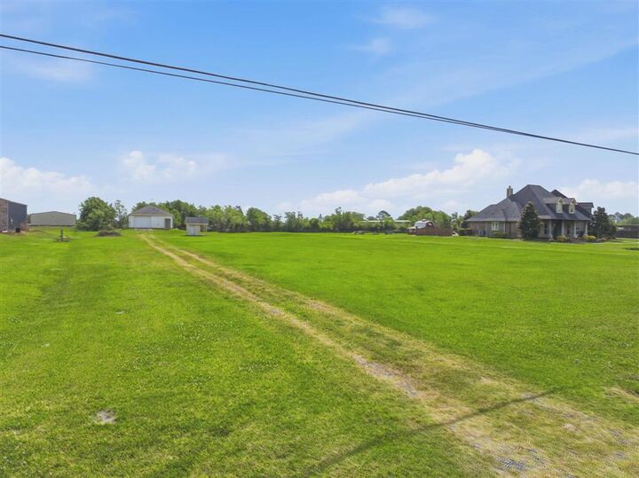 Property Photo:  7803 Gossett Road  LA 70605 