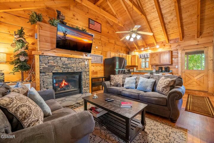 Property Photo:  713 Harrier Court Way  TN 37863 