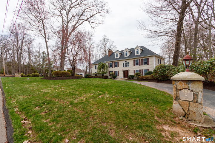 Property Photo: 3 Lancelot Way CT 06518