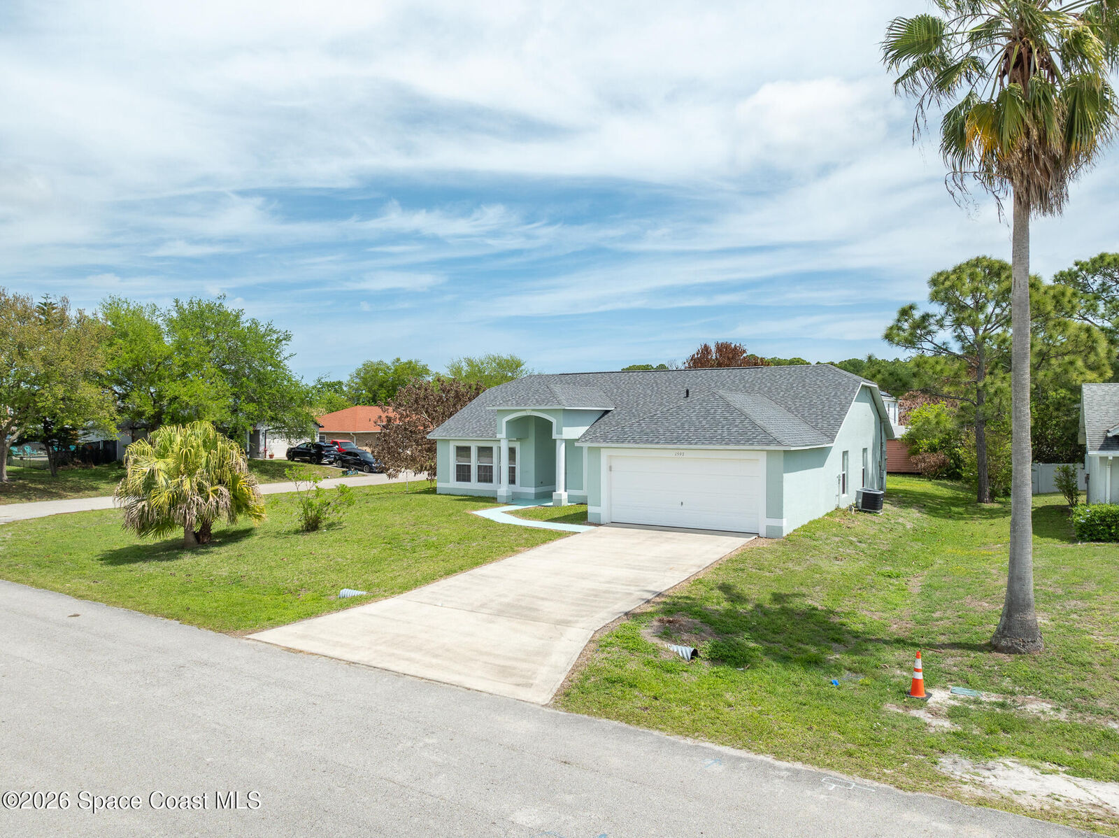 Property Photo:  1593 Eagle Avenue NW  FL 32907 