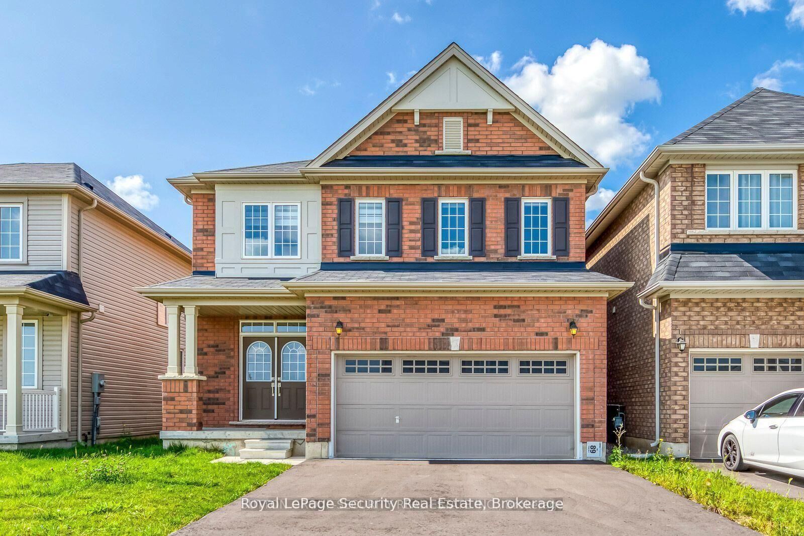 Property Photo:  30 Witteveen Drive  ON N3T 0S3 