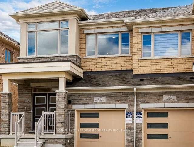 Photo de la propriété:  57 Markview Road  ON L4A 4W1 