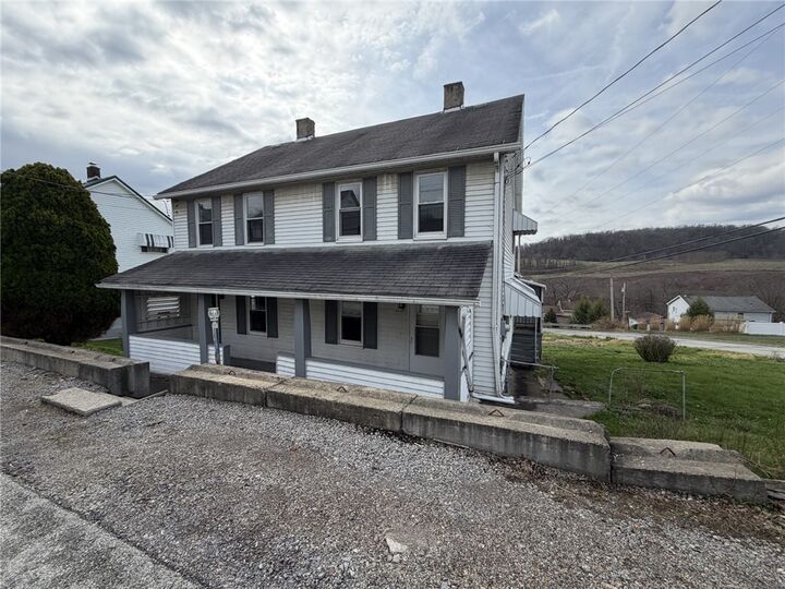 Property Photo:  1156 Eisenhower Dr  PA 15076 