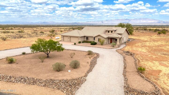 Property Photo:  6754 E Roberto Loop  AZ 85615 
