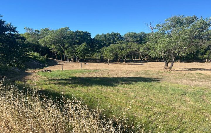 Property Photo:  4304 Dry Creek Road  CA 95448 