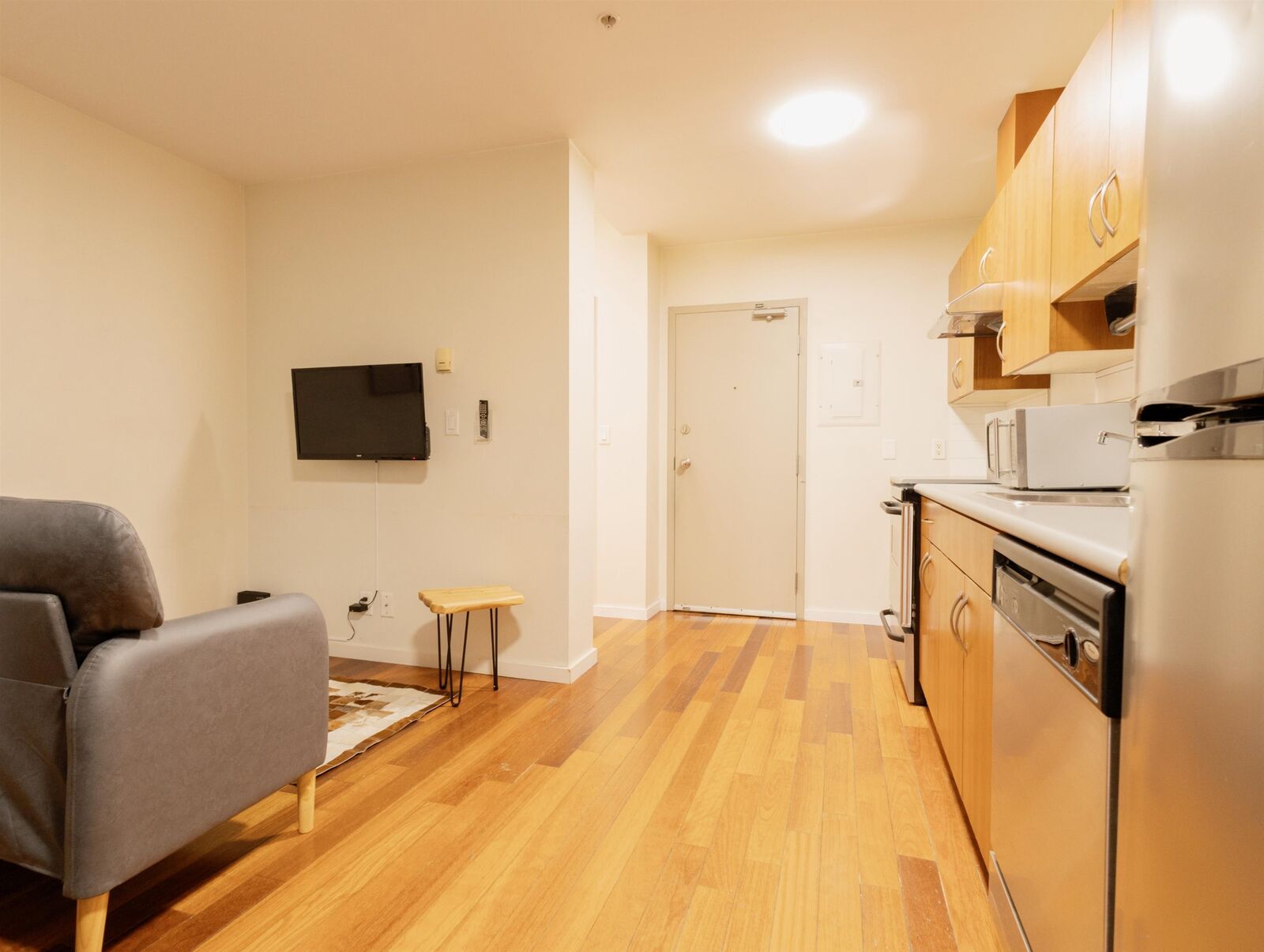 Property Photo:  440 Richards Street 303  BC V6B 2Z3 
