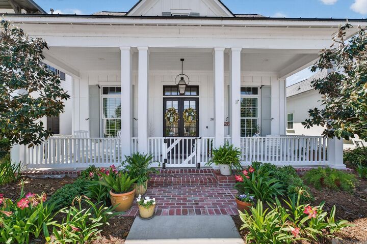 Property Photo:  3112 Veranda Green Ave  LA 70810 
