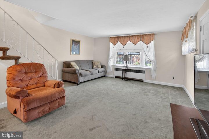 Property Photo:  2006 Vista Street  PA 19152 