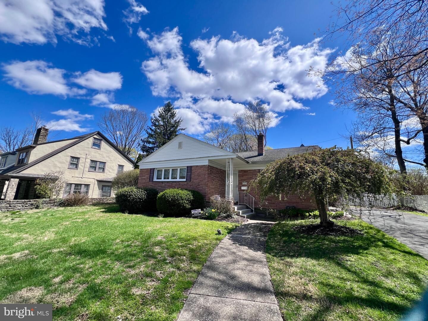 Property Photo: 7919 Heather Road PA 19027