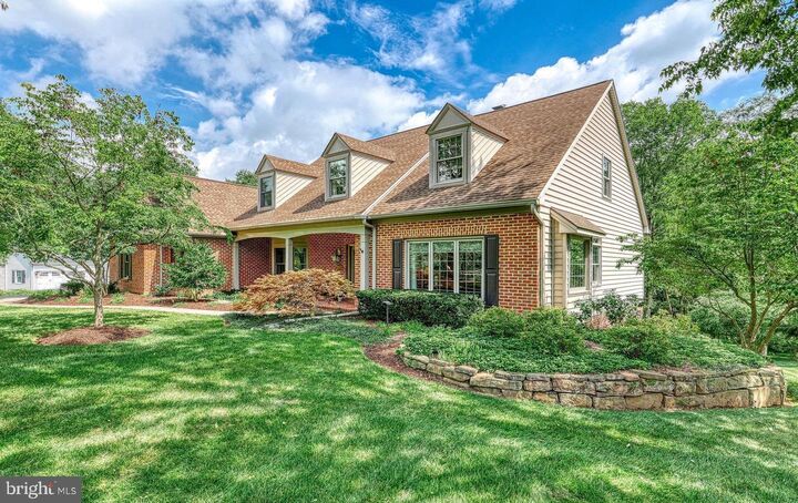 Property Photo: 102 Wheatland Road PA 17339