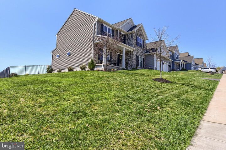 Property Photo: 1541 Zestar Drive PA 17055