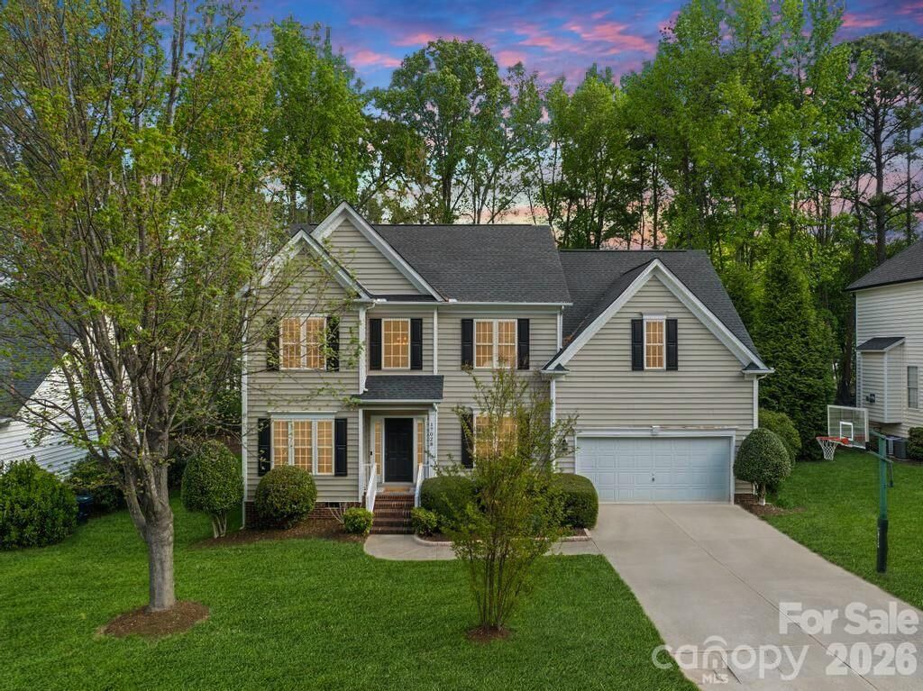 Property Photo: 17028 Hampton Trace Road NC 28078