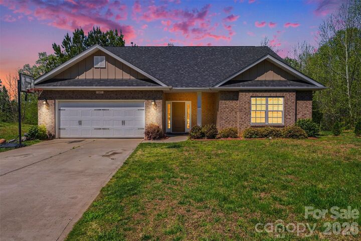 Property Photo:  147 Allenton Way  NC 28677 