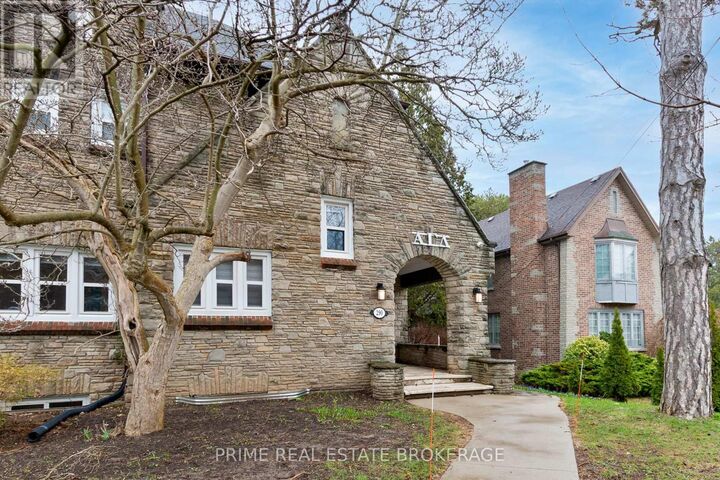 Property Photo: 290 Huron Street ON N6A 2J9
