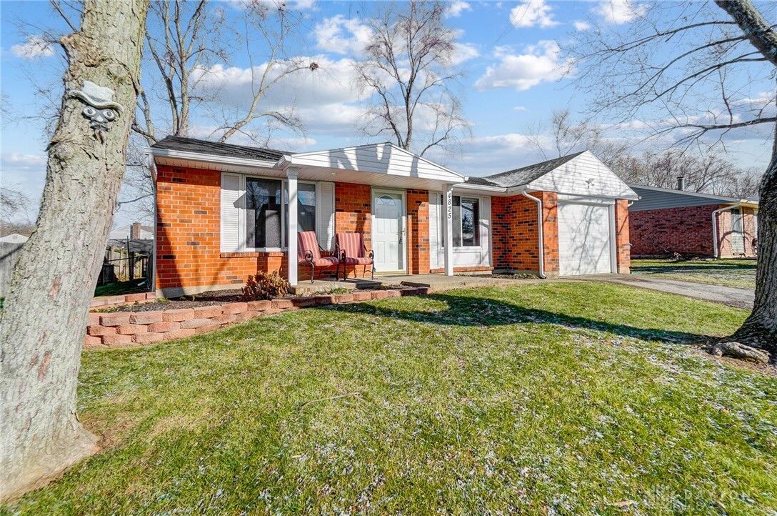 Property Photo: 4825 Flagstone Court OH 45424