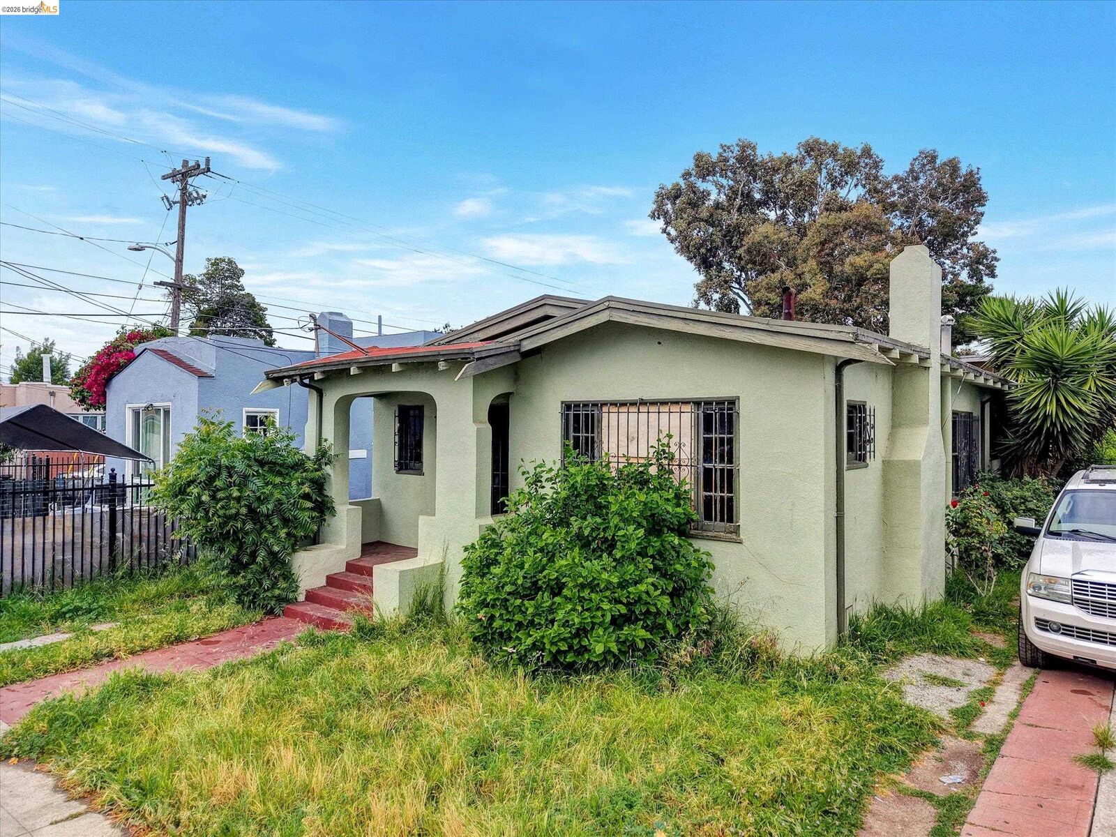 Property Photo: 1707 78th Ave CA 94621