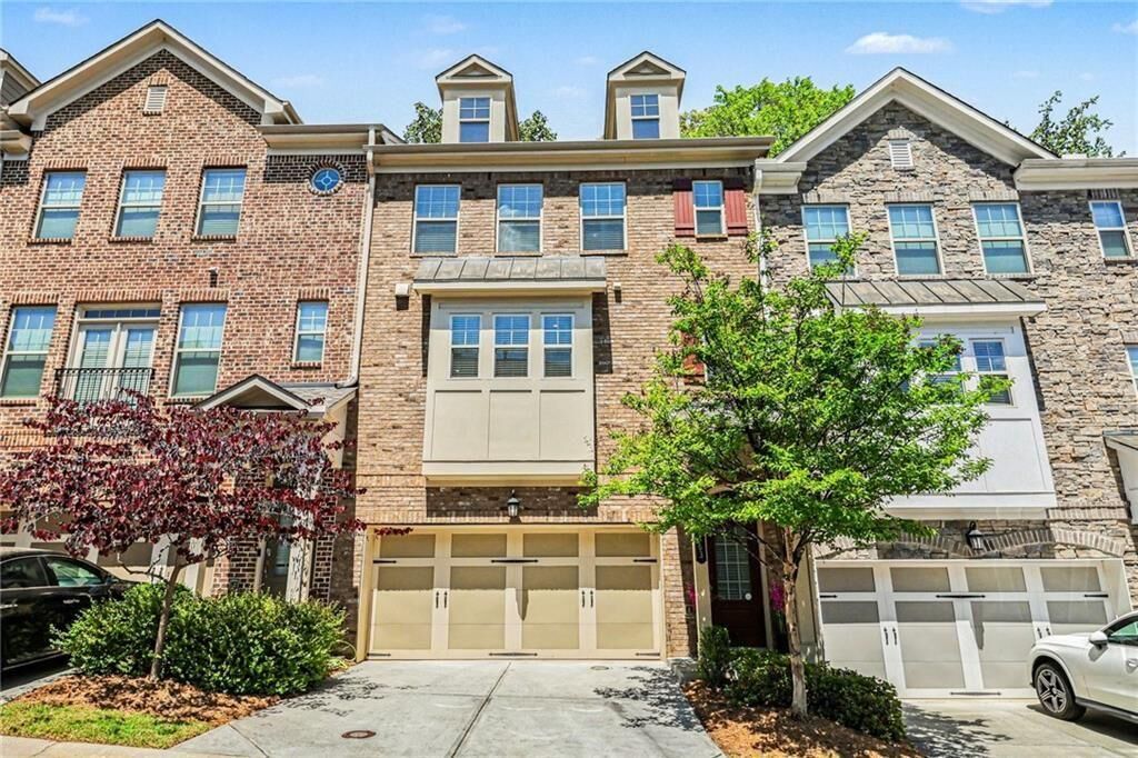 Property Photo:  1363 Harris Way S  GA 30319 