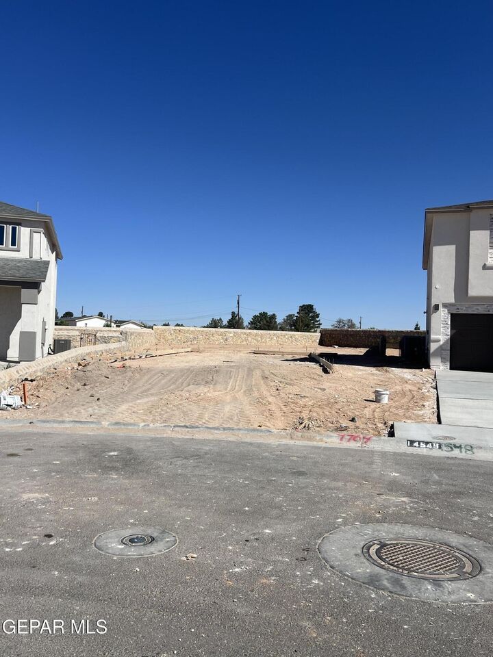 Property Photo:  4964 Olivia Caro Street  TX 79938 