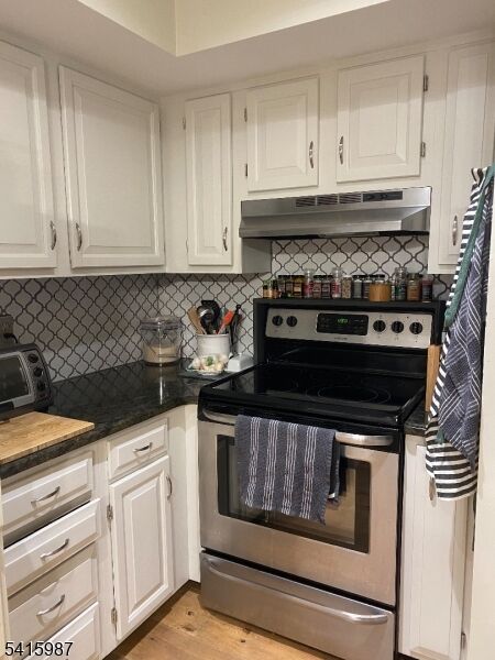 Property Photo:  13 Tansy Court  NJ 07921 