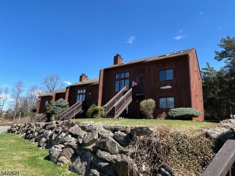 Property Photo: 3 Spyglass Hill Rd, Unit 1 NJ 07462