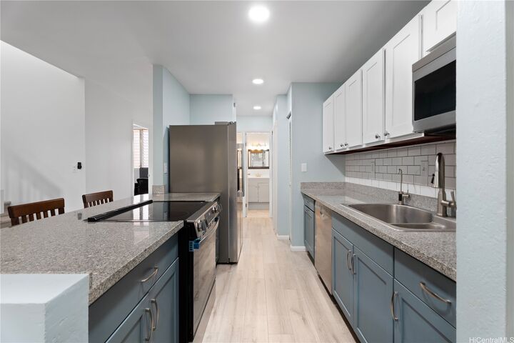 Property Photo:  94-325 Anania Drive 7  HI 96789 