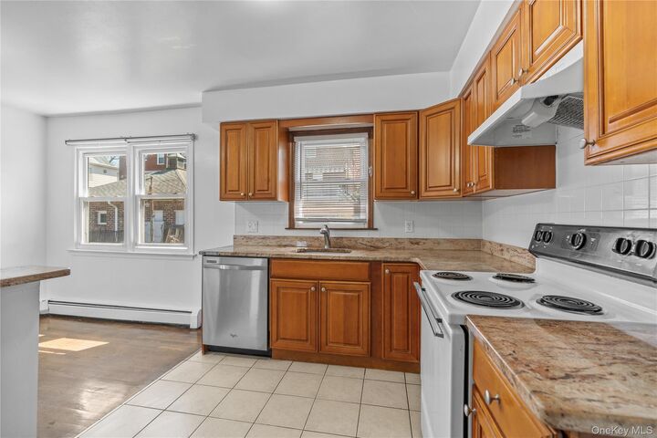 Property Photo:  396 Columbus Avenue  NY 10707 