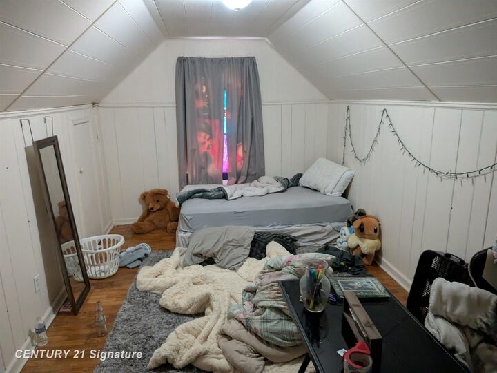 Property Photo:  717 Huron Street  MI 48507 