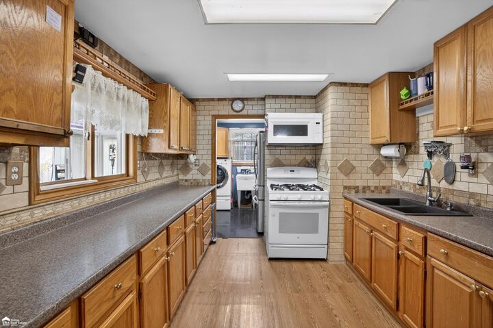 Property Photo:  99 E Elmwood Street  MI 48367 