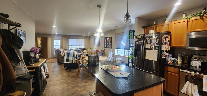 Property Photo:  1404 5th Ave SE  ND 58701 