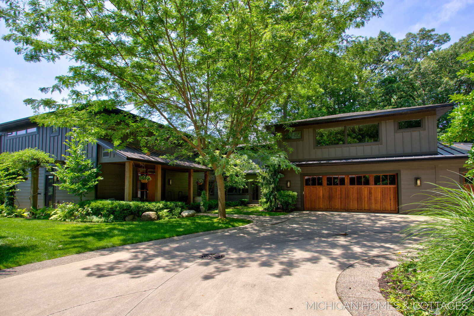 Property Photo:  3192 Beach Trail Drive  MI 49453 