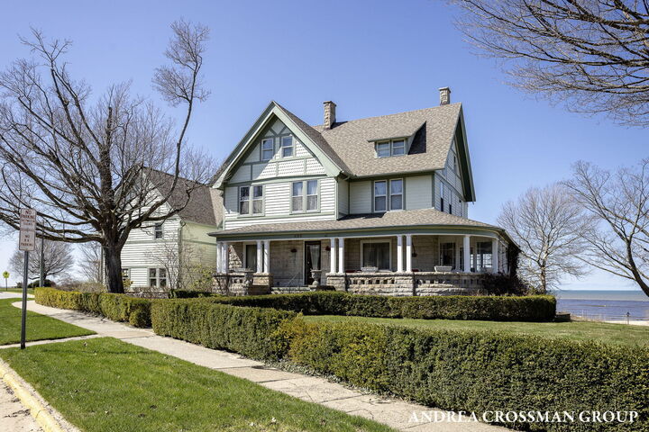 Property Photo: 456 Monroe Boulevard MI 49090