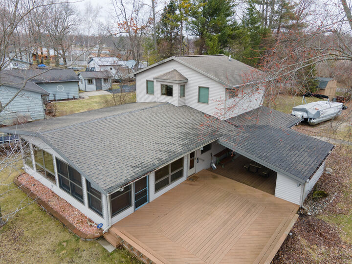 Property Photo:  9471 Peninsula Drive  MI 49332 