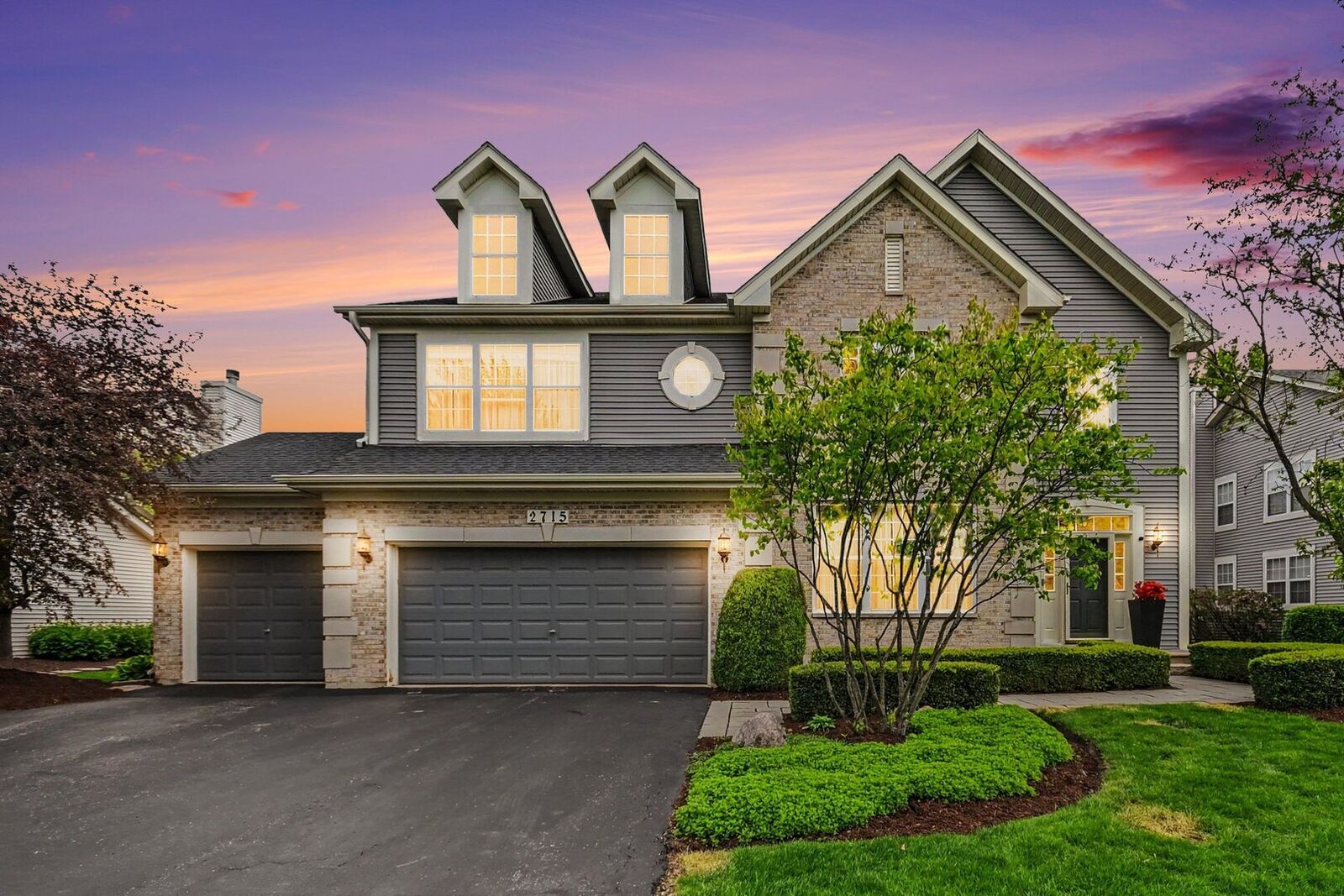 Property Photo:  2715 Forest Creek Lane  IL 60565 