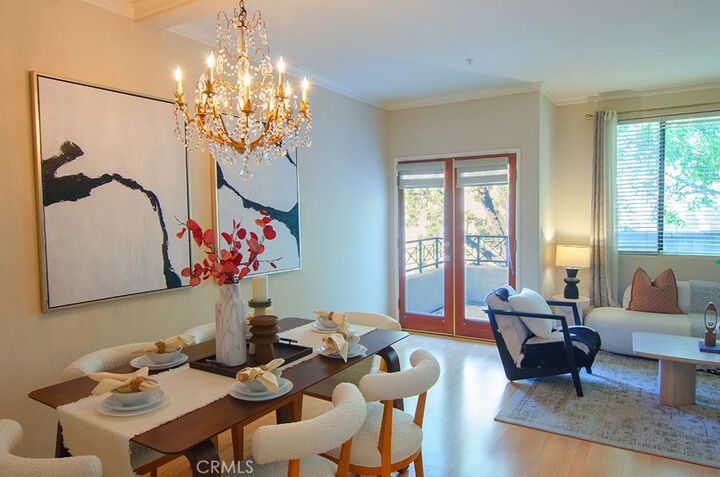 Property Photo:  240 S Mentor 2  CA 91106 