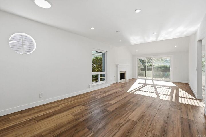 Property Photo: 819 Daphne Court CA 92011