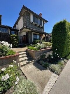 Property Photo: 2436 Santa Ana Ave CA 92627