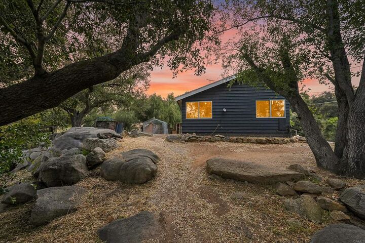 Property Photo:  131 Ransom Hill Lane  CA 92065 