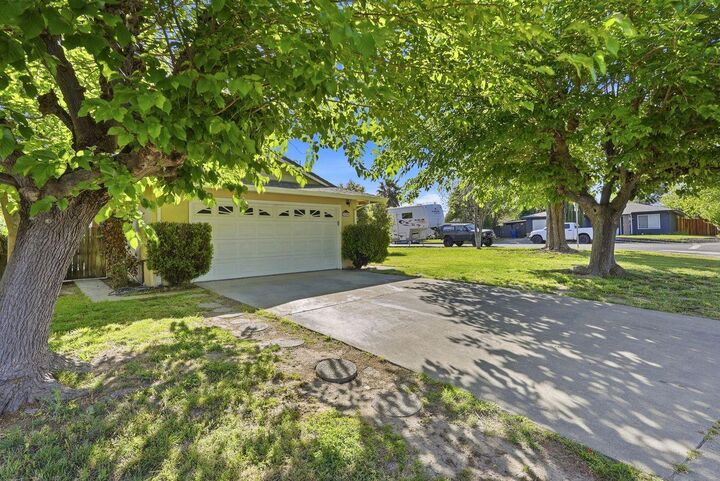 Property Photo: 8200 Zenith Drive CA 95621