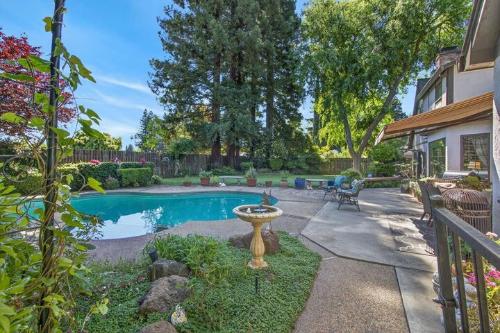 Property Photo: 9818 Mira Del Rio Drive CA 95827