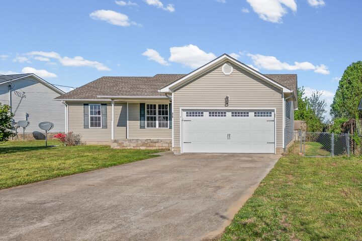 Property Photo: 715 Shetland Dr KY 42262