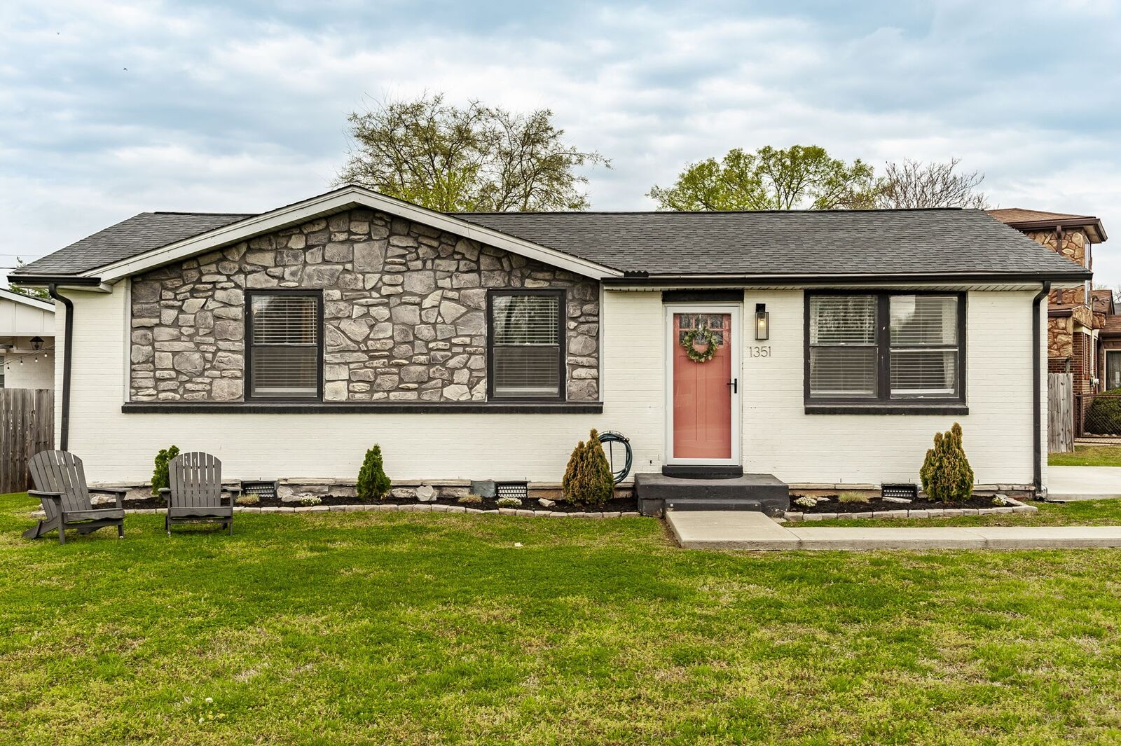 Property Photo:  1351 Rosedale Ct  TN 37207 