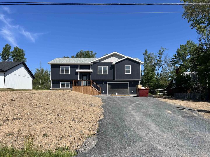 28 Centennial Drive — photo 1